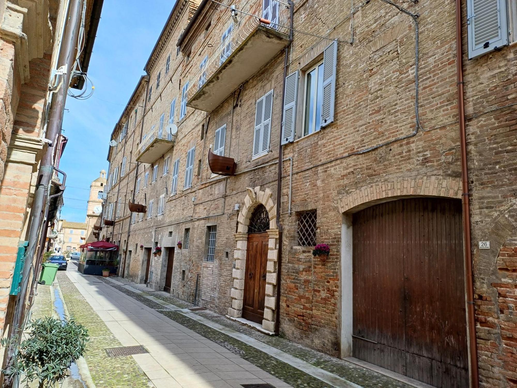 Palazzo Trevisani Apartment Porto San Giorgio Exterior photo