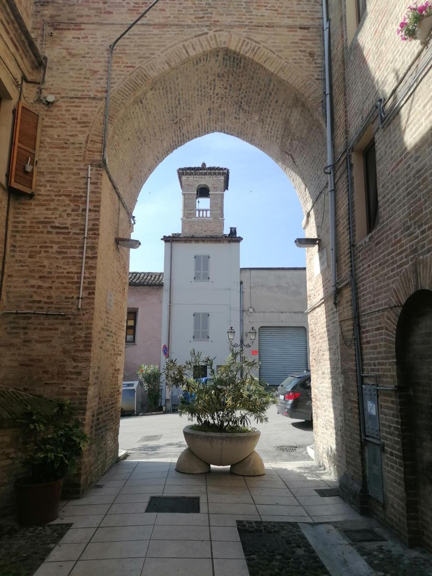 Palazzo Trevisani Apartment Porto San Giorgio Exterior photo